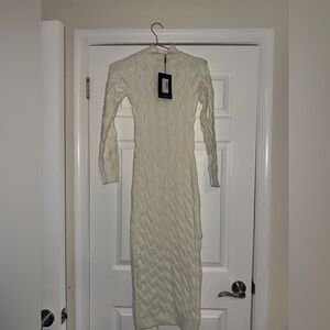 PrettyLittleThing Cream Ribbed Long Sleeve Bodycon Dress